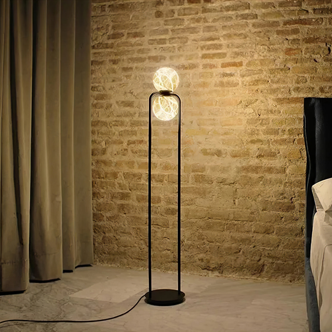 Cirenaine Floor Lamp