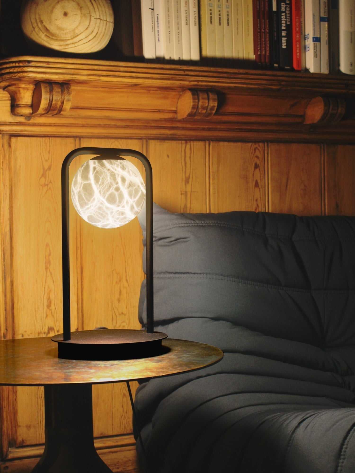 Virainaya Table Lamp