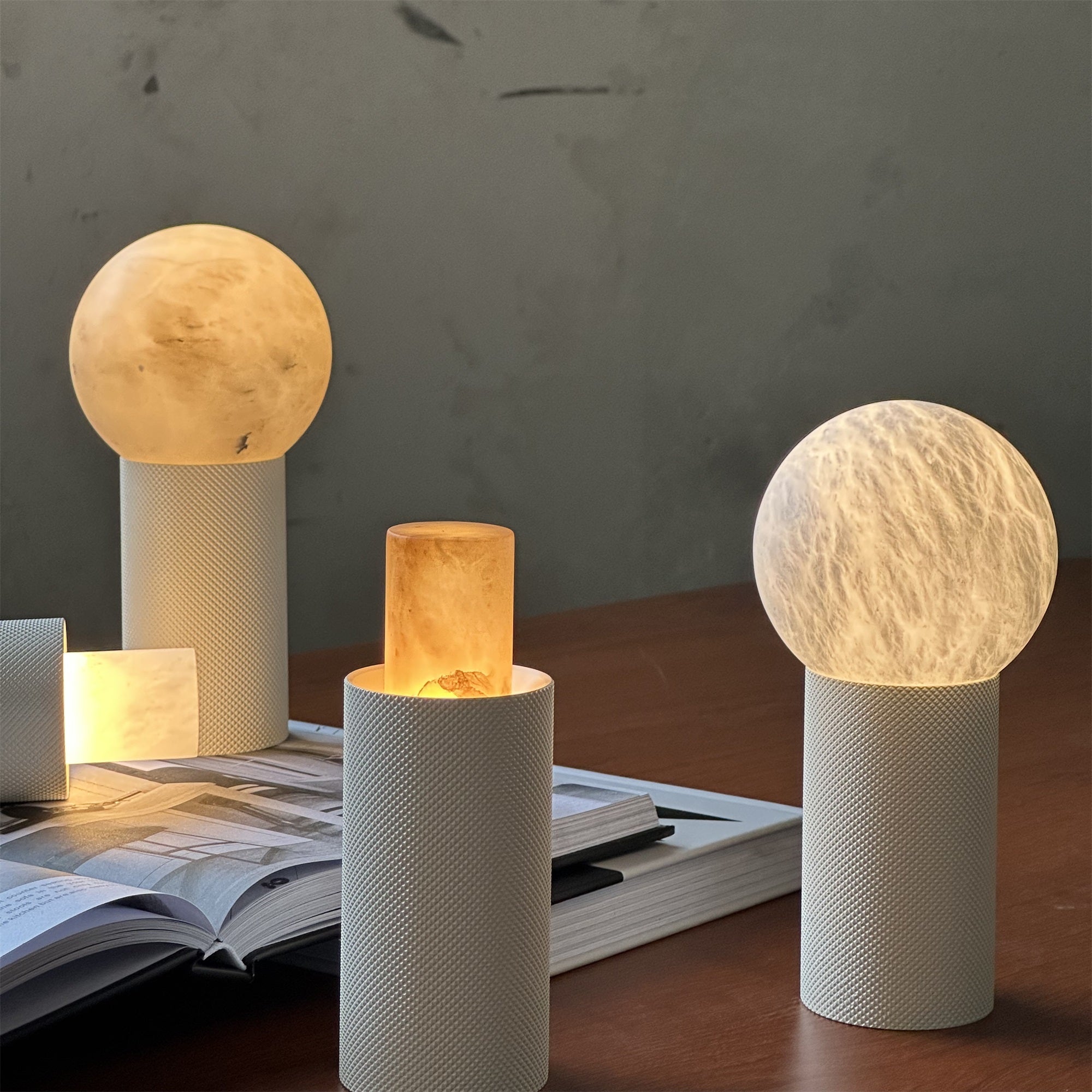 Elaorine Table Lamp (Built-in Battery)