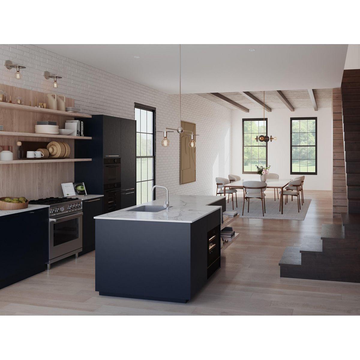 Trimble Pendant Light