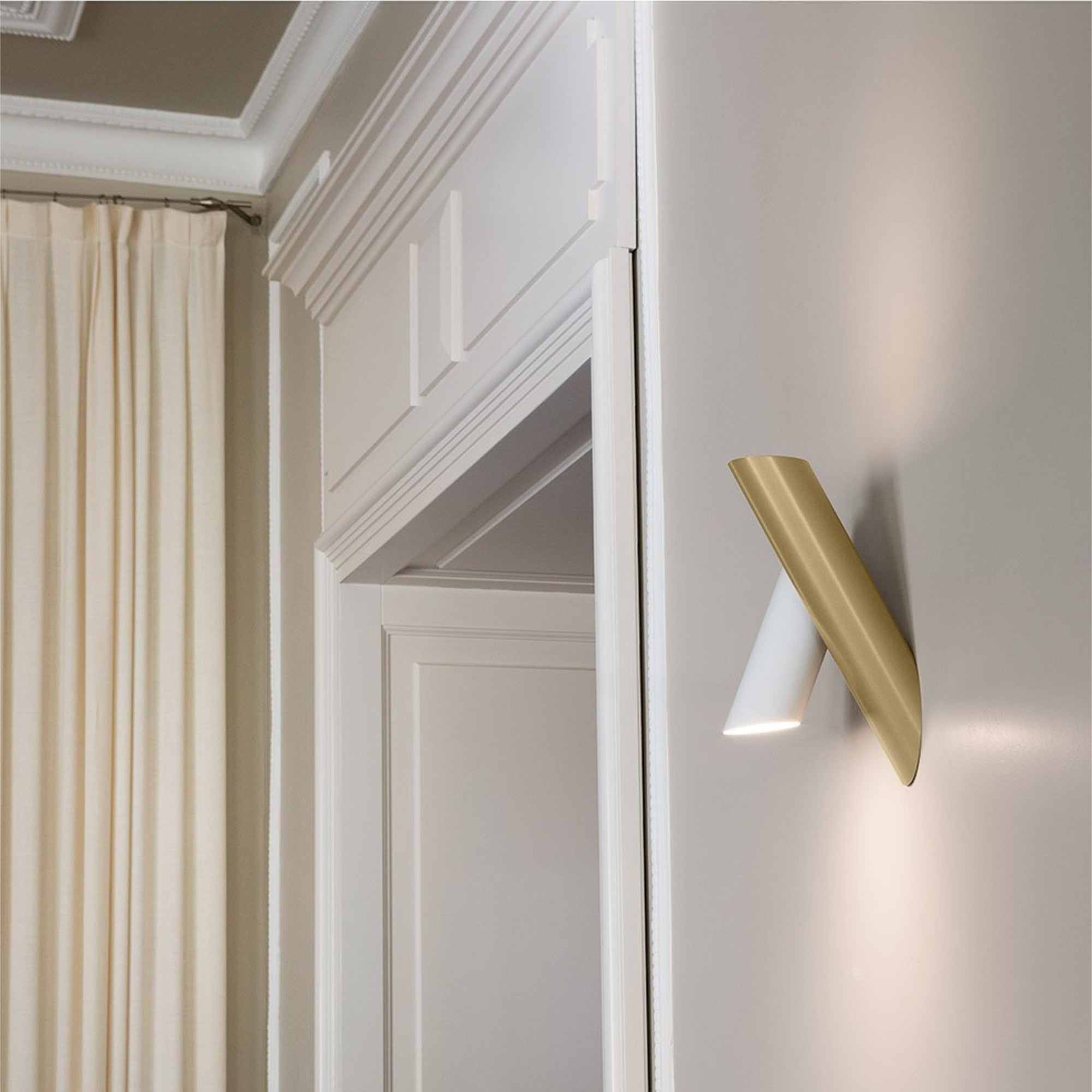 Perylis Modern Minimalist Tubes Wall Light