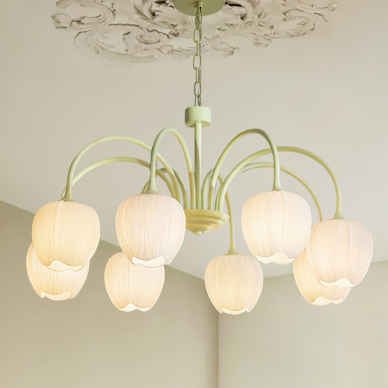 Aria Fresh Tulip Chandeliers