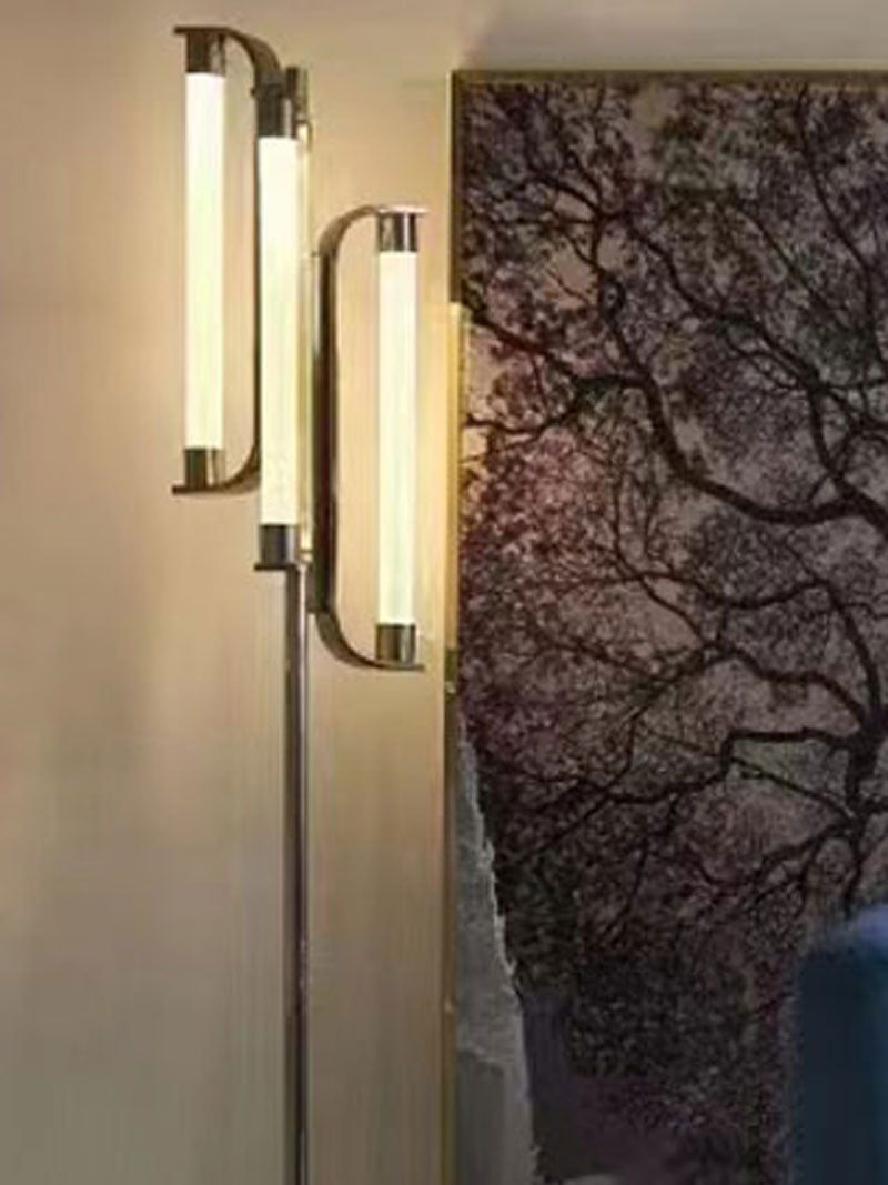 Seloira Floor Lamp