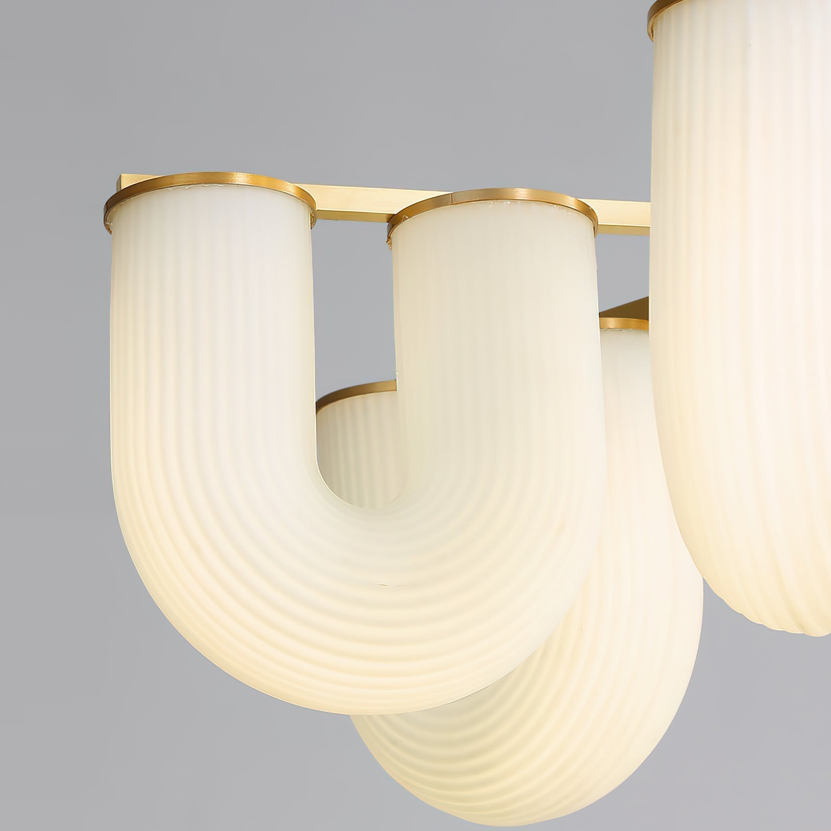 Elaivella Chandelier