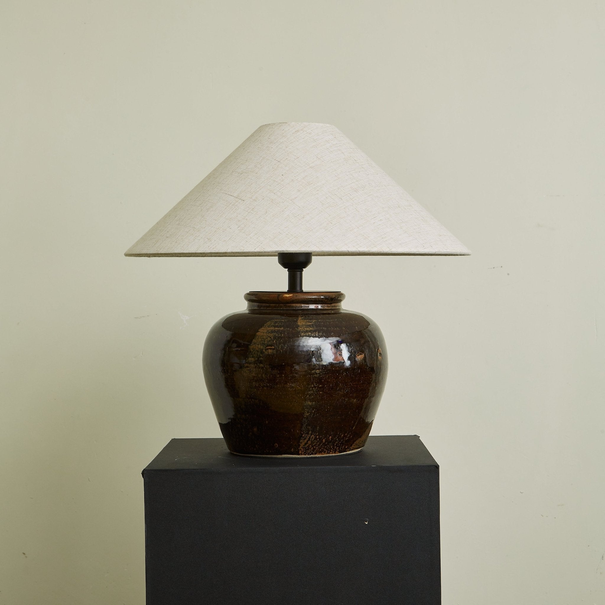 Ravien Umber Jar Table Lamp
