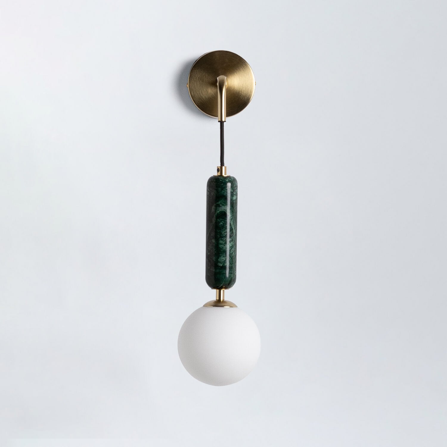 Aveneraria Wall Lamp