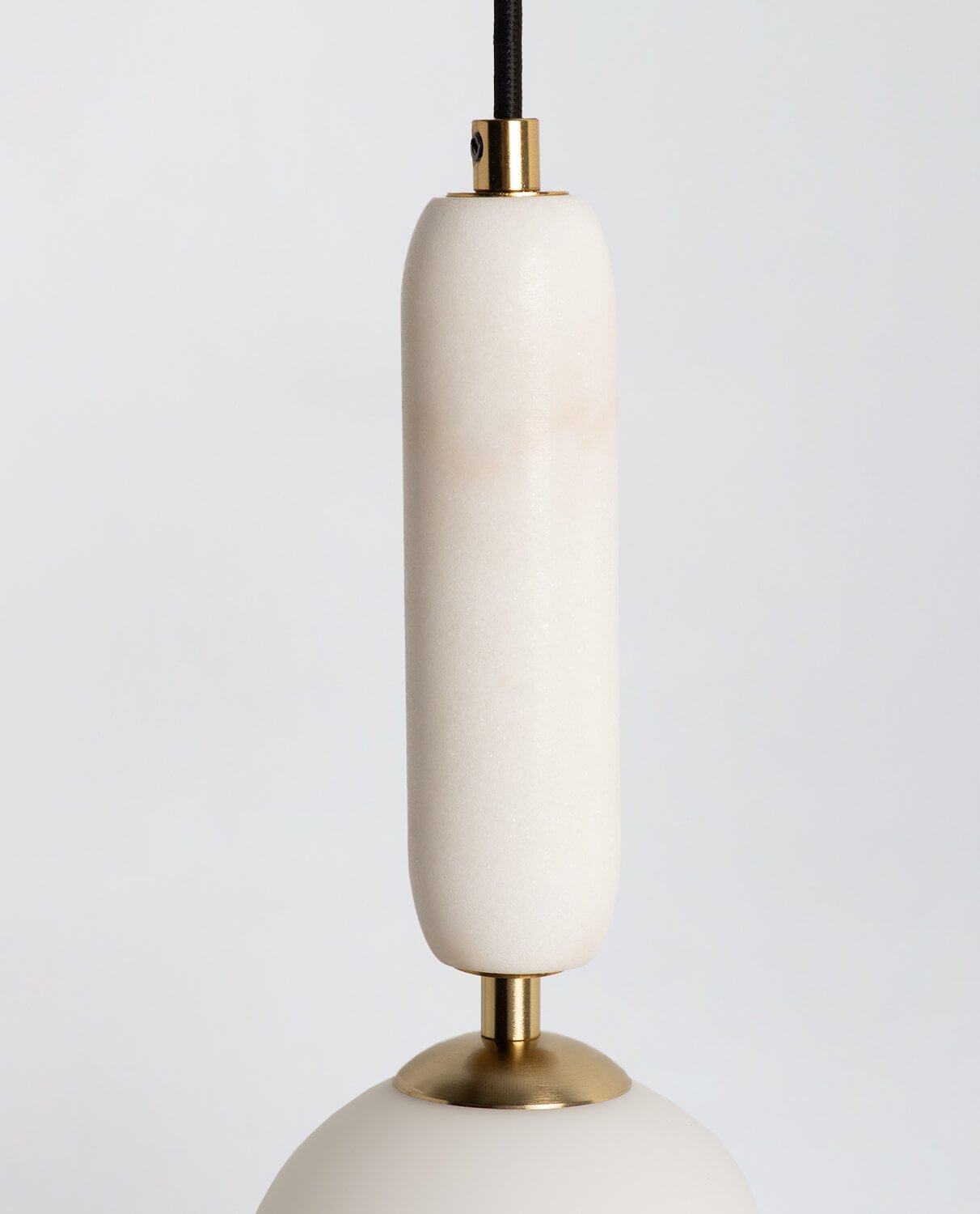 Aveneraria Wall Lamp