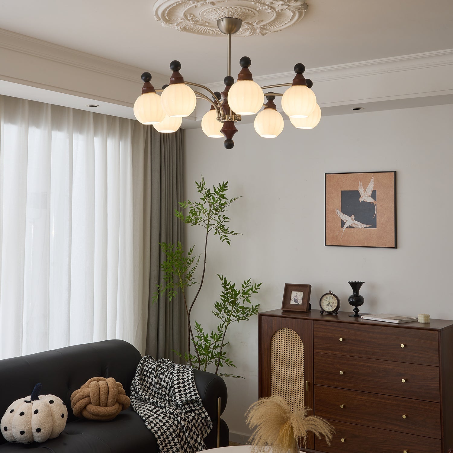 Zosilara Traditional Elegance Wood Chandelier