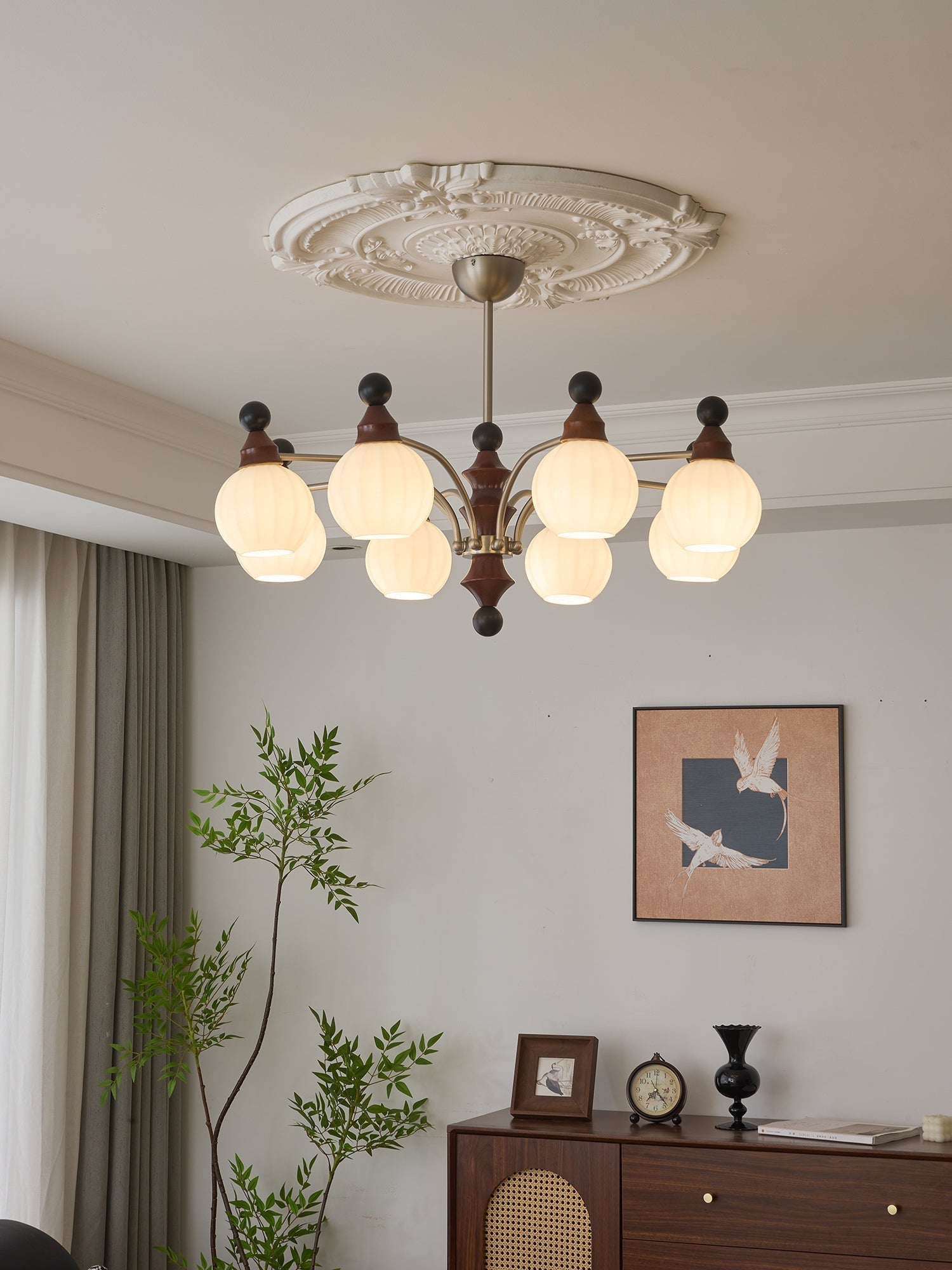 Zosilara Traditional Elegance Wood Chandelier