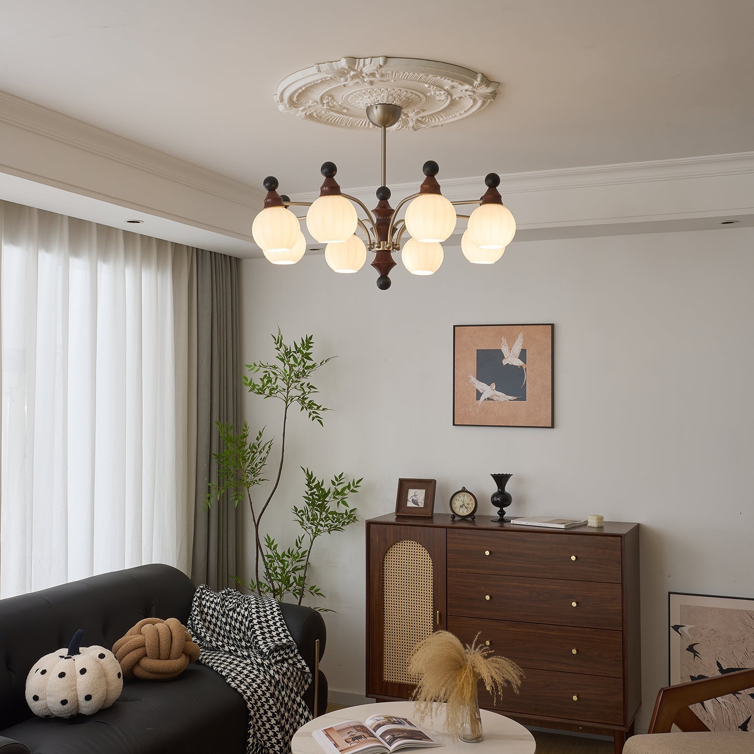 Zosilara Traditional Elegance Wood Chandelier
