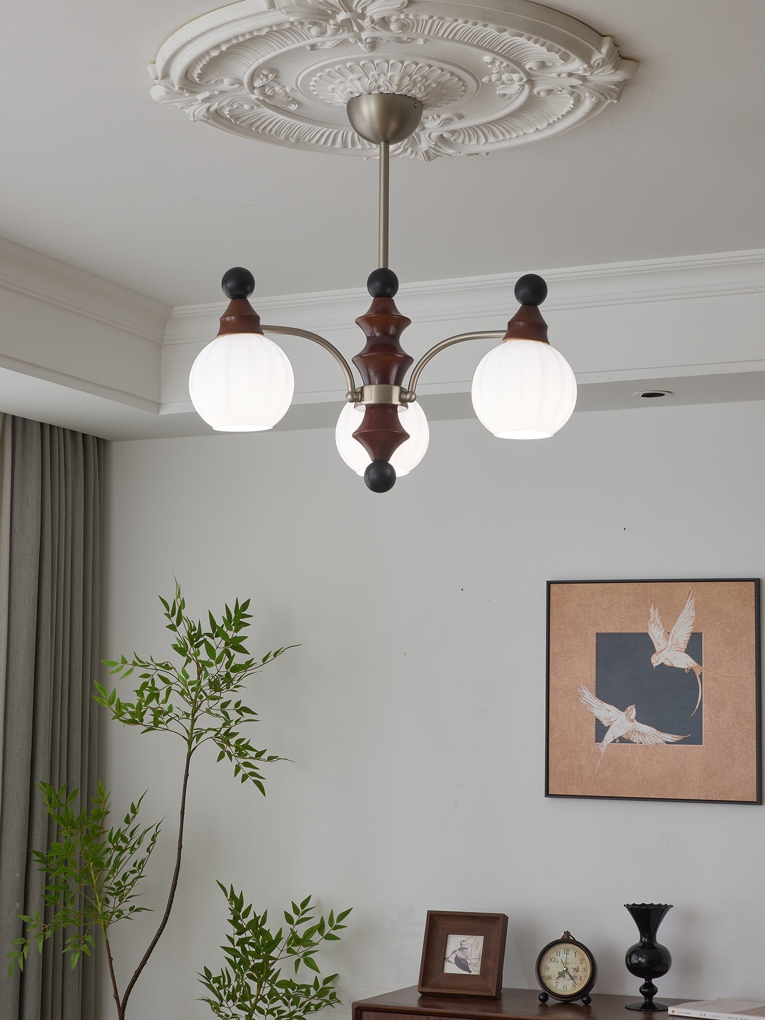 Zosilara Traditional Elegance Wood Chandelier