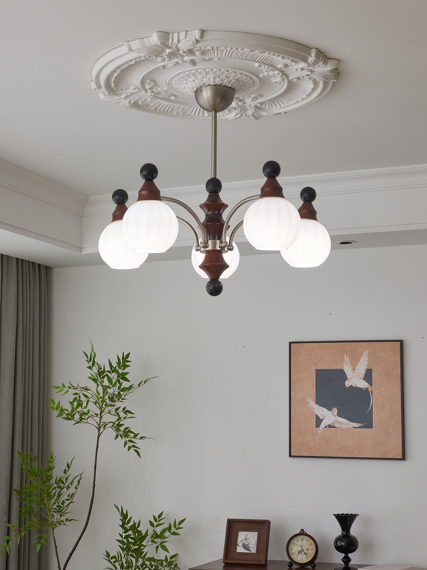 Zosilara Traditional Elegance Wood Chandelier