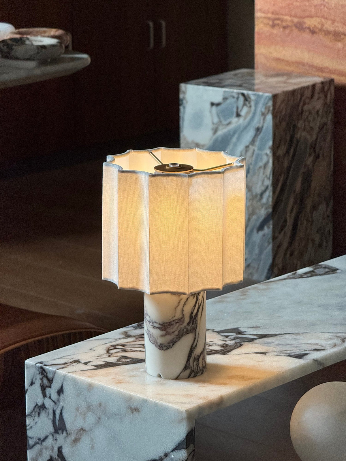 Selivella Table Lamp (Built-in Battery)