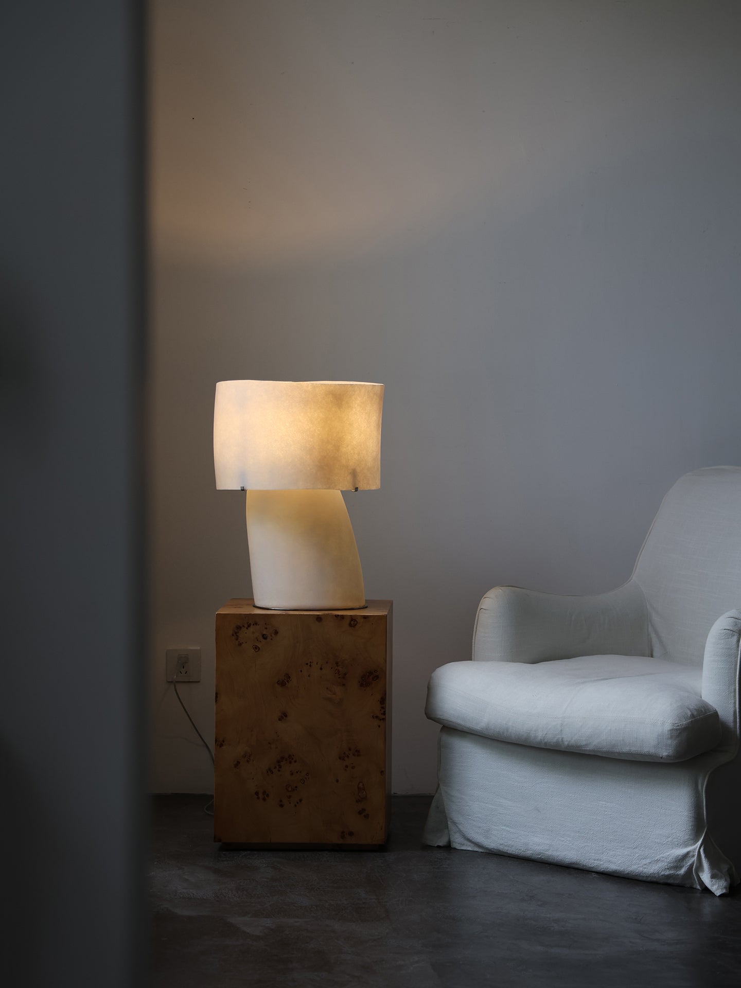 Lirvyn Table Lamp