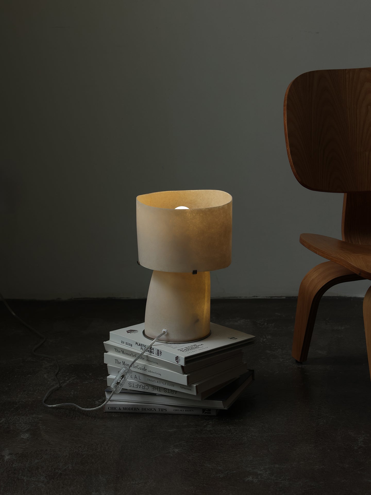 Lirvyn Table Lamp