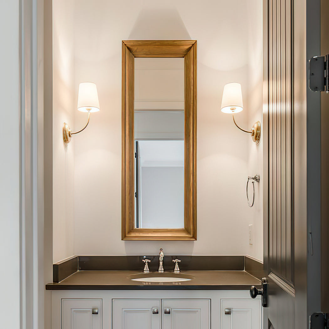 Lumoise Wall Lamp