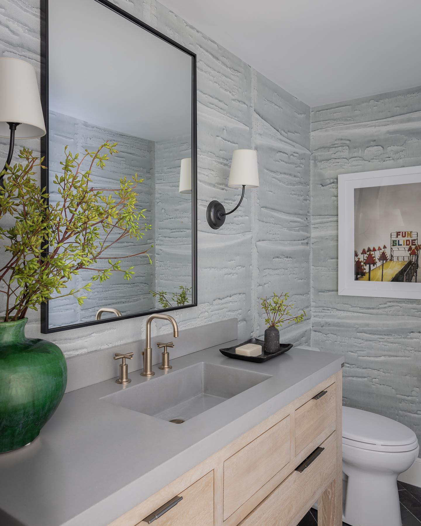 Lumoise Wall Lamp