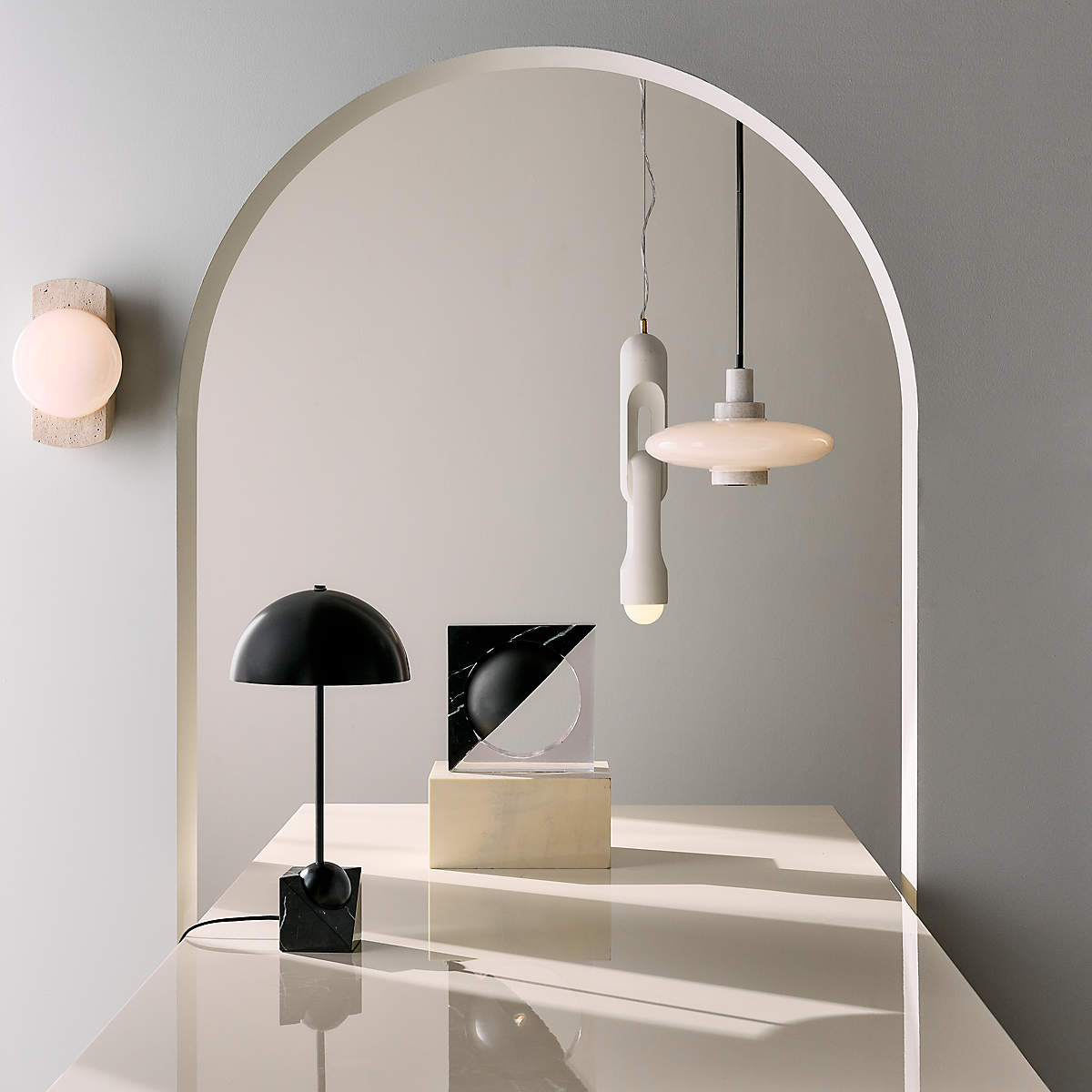 Orelivielle Table Lamp