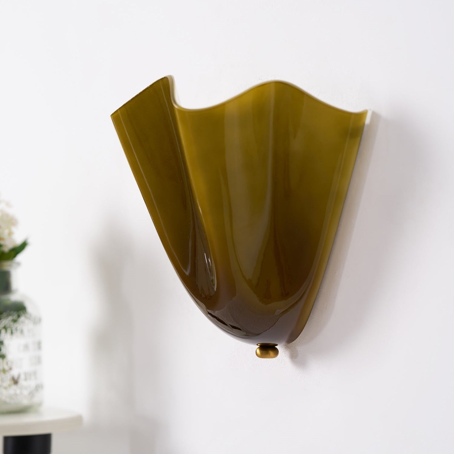 Fiorahaven Flower Glass Indoor Wall Light