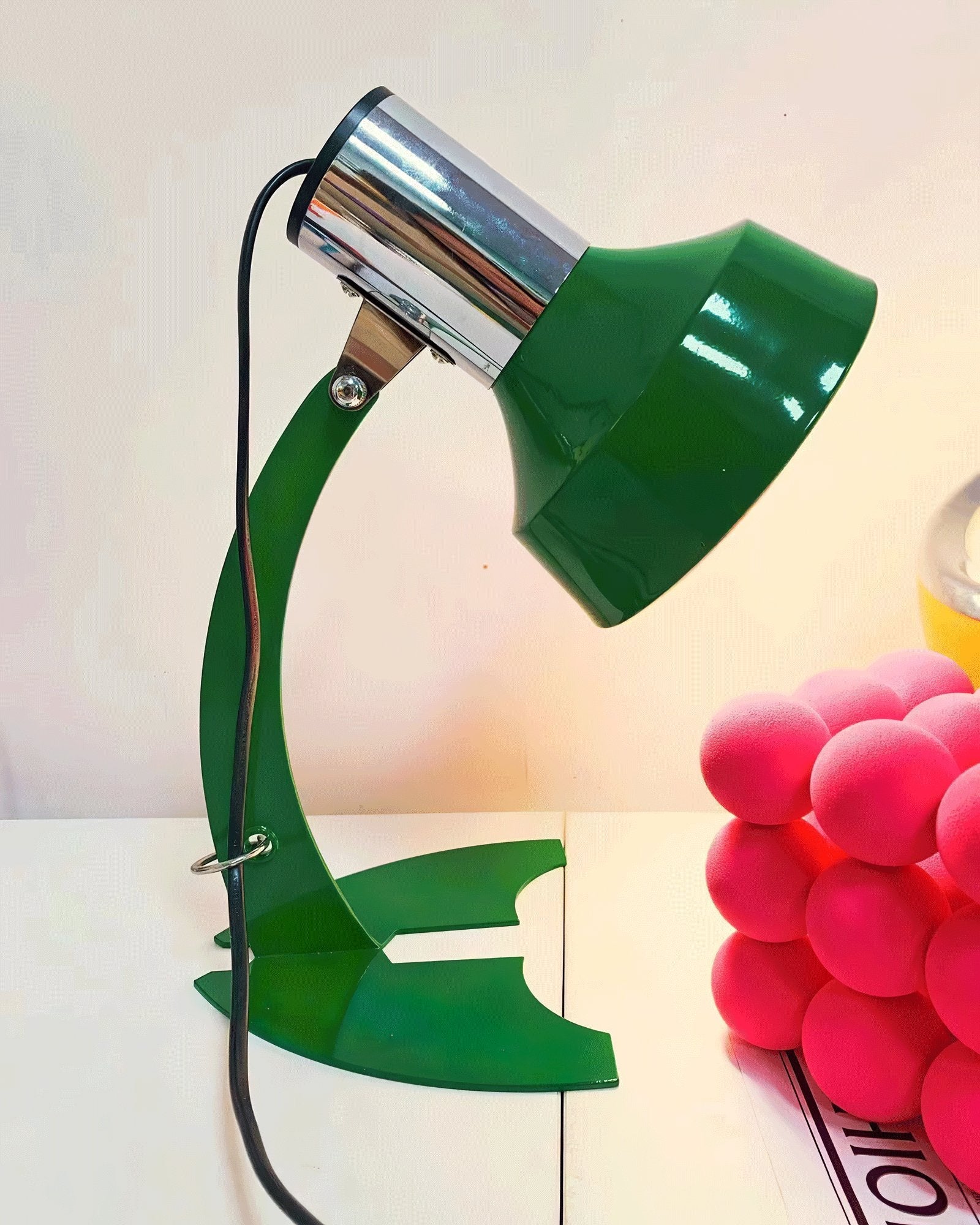 Selaneria Retro Table Lamp