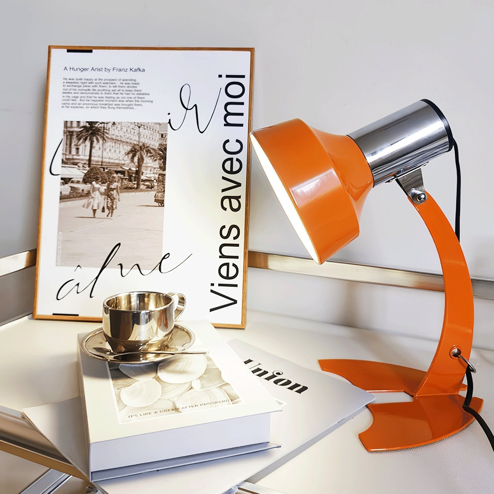Selaneria Retro Table Lamp