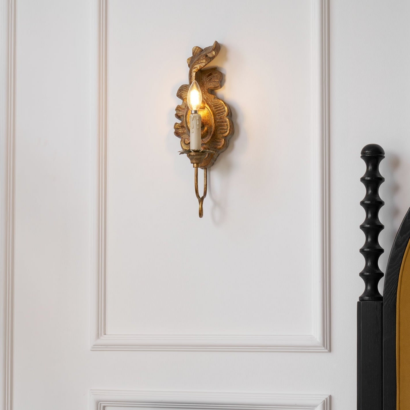Silva Wood Indoor Wall Lamp