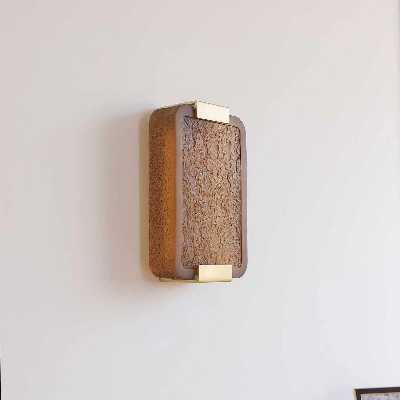 Nirelise Cast Resin Wall Sconce