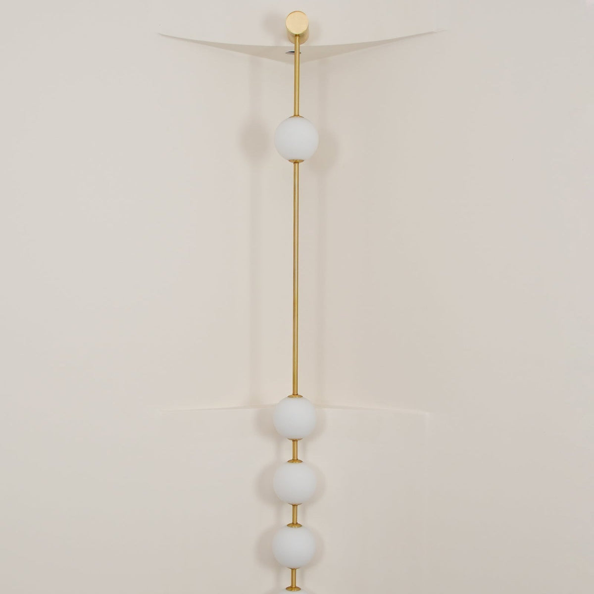 Willa Wall Lamp Vertical Balls Brass