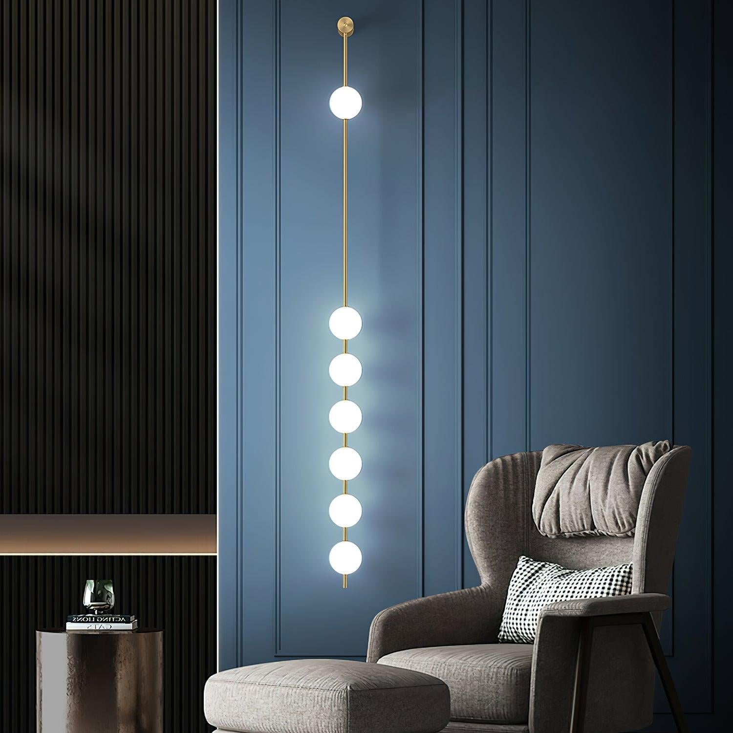 Lustra Wall Lamp Vertical Balls Brass - Neutral Decor