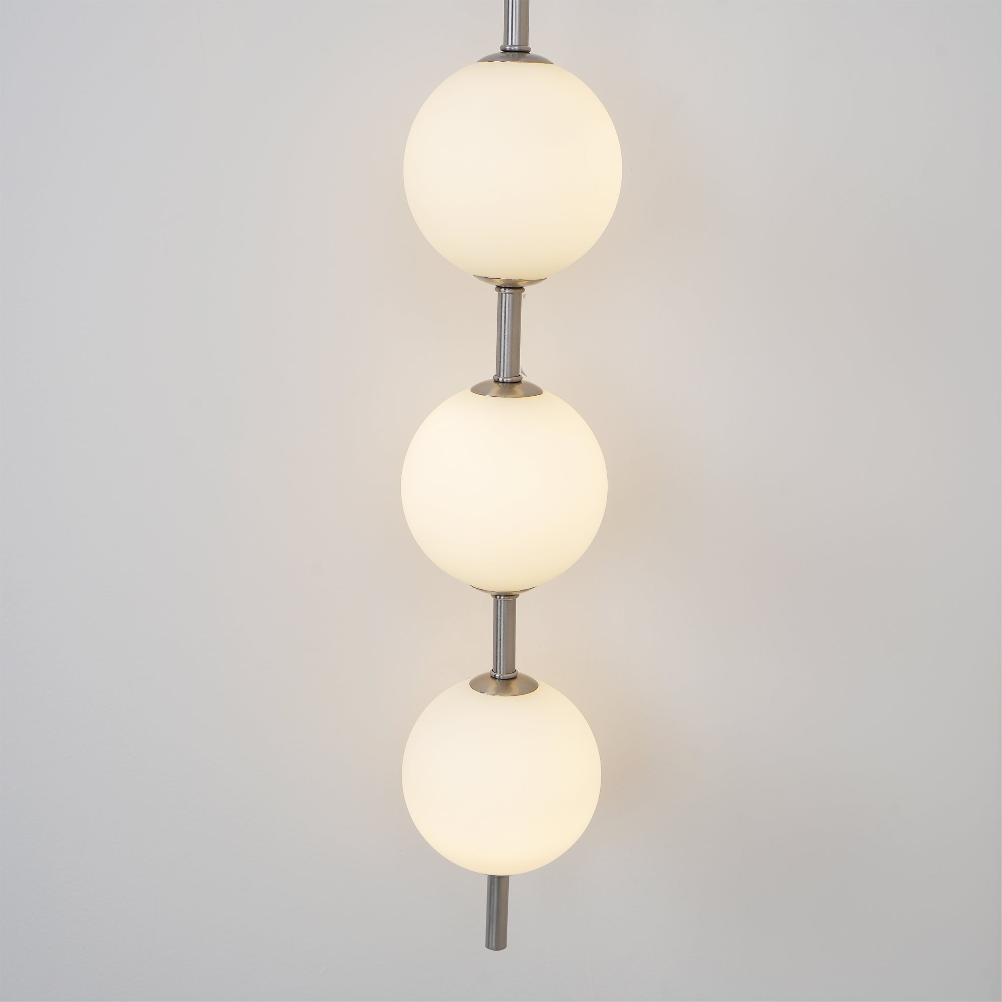 Miriiella Wall Lamp Vertical Globe Minimalist