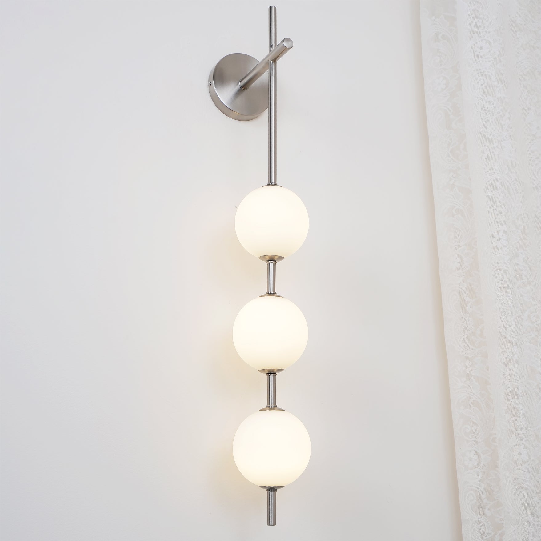 Miriiella Wall Lamp Vertical Globe Minimalist