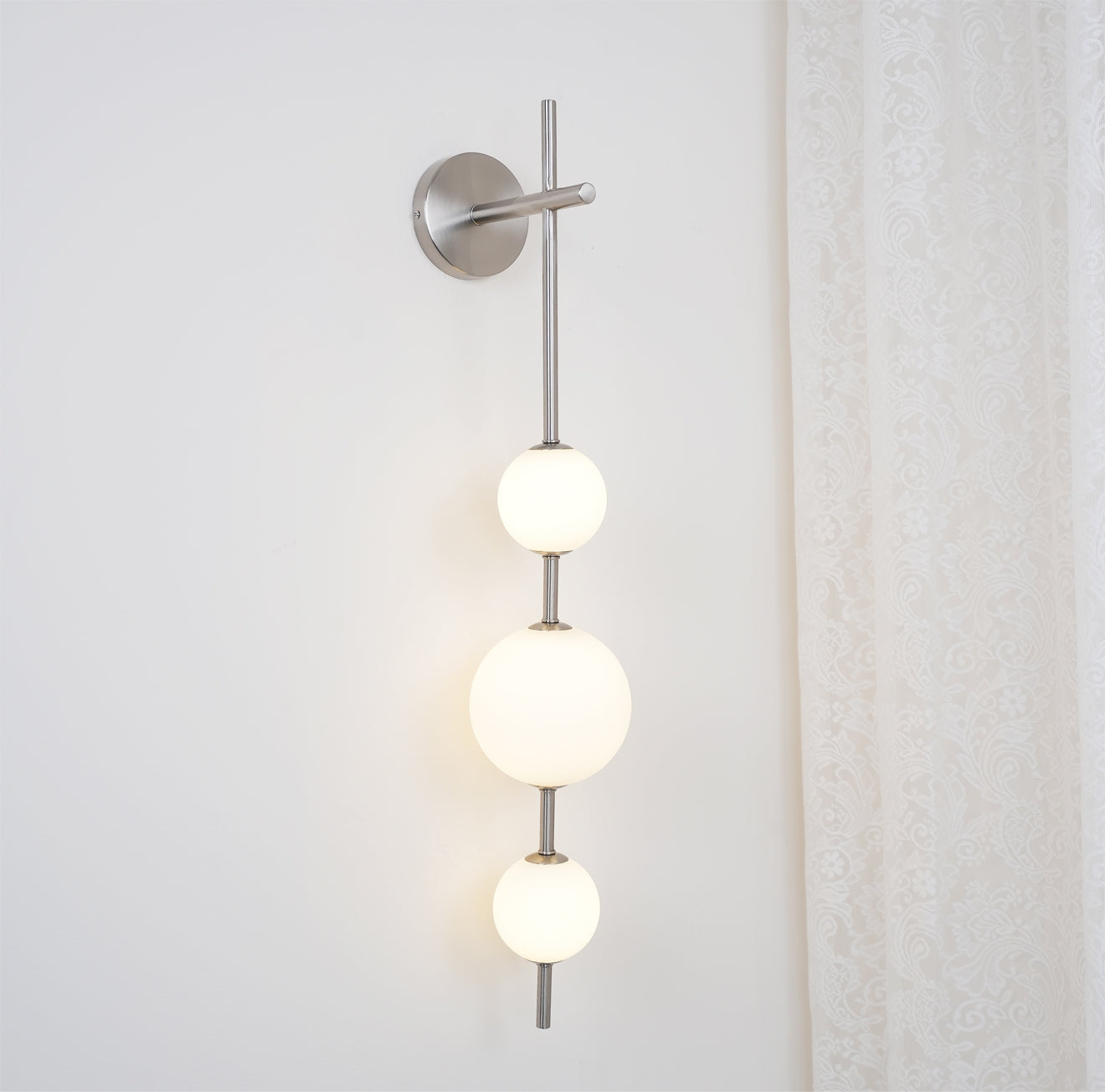 Miriiella Wall Lamp Vertical Globe Minimalist