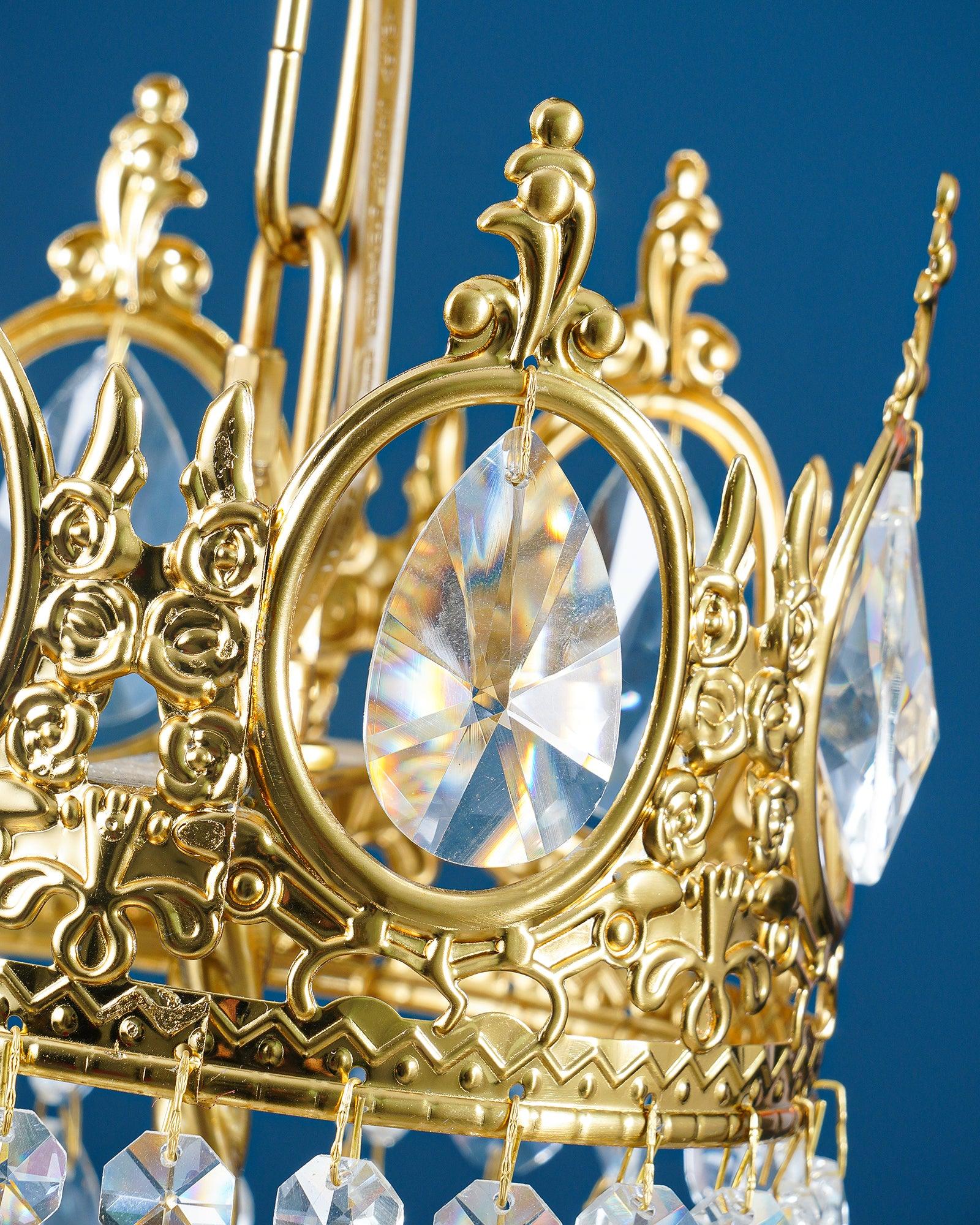 Luxeian Vintage Crystal Chandelier