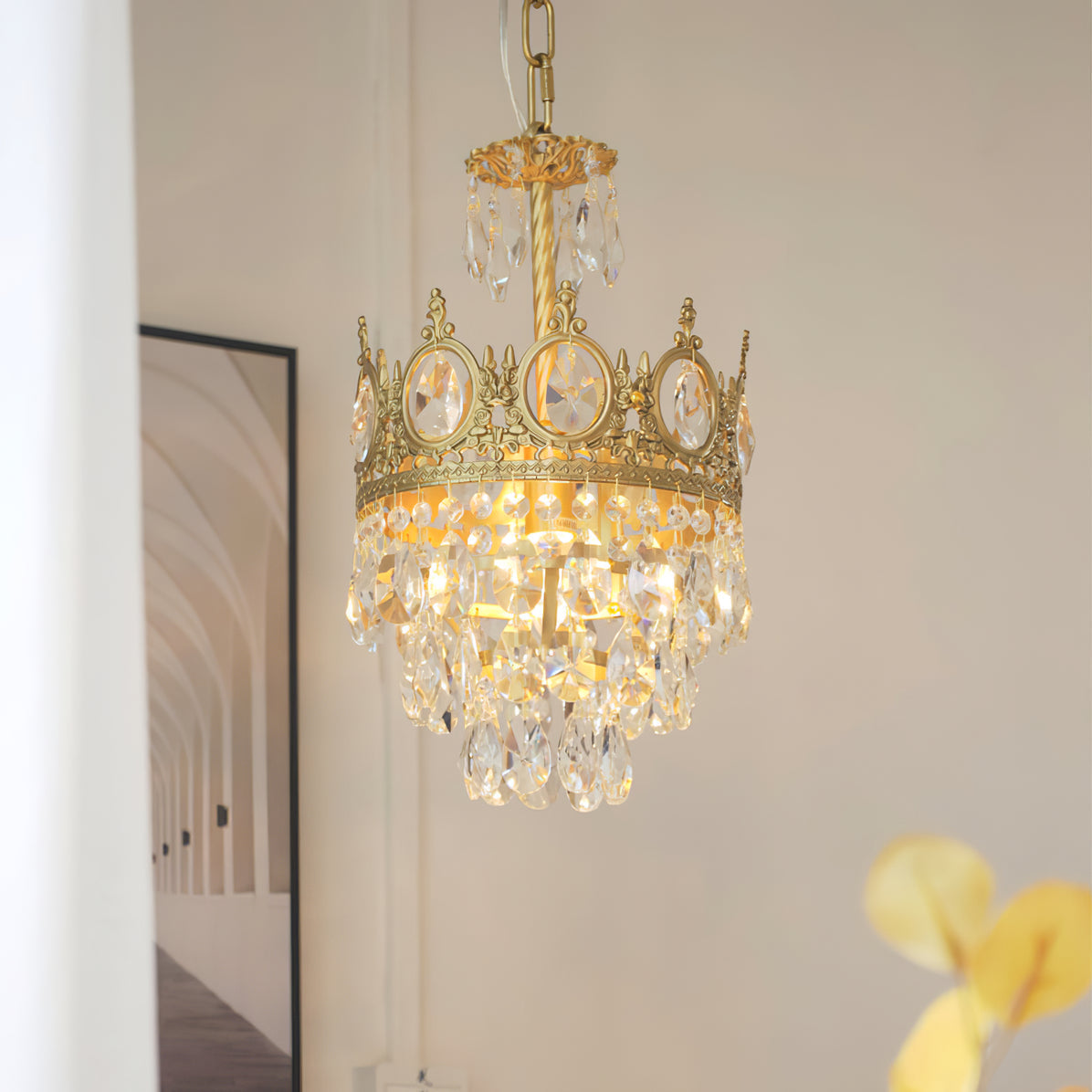 Luxeian Vintage Crystal Chandelier
