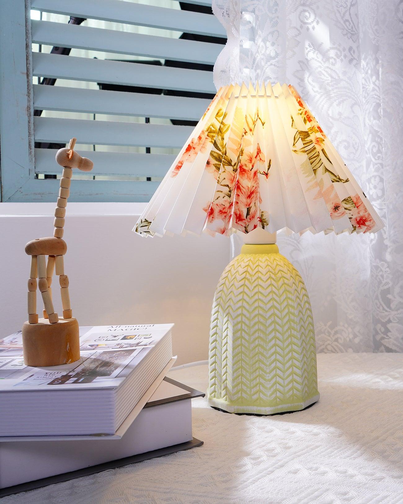 Xenlor Fabric Vintage Table Lamp
