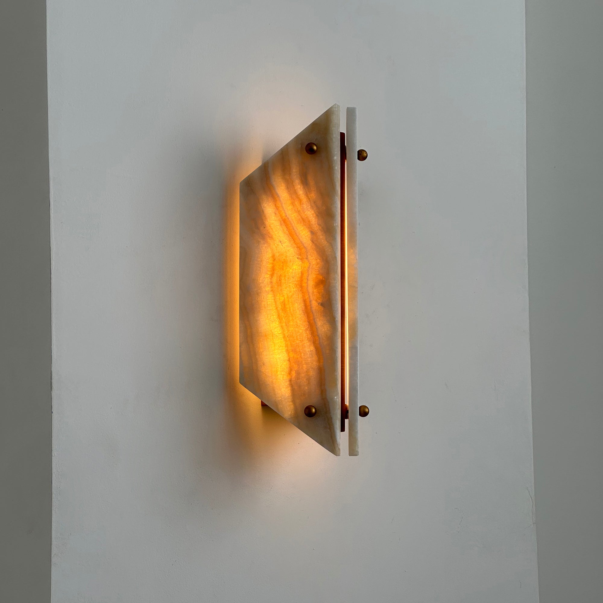 Terianelle Wall Lamp