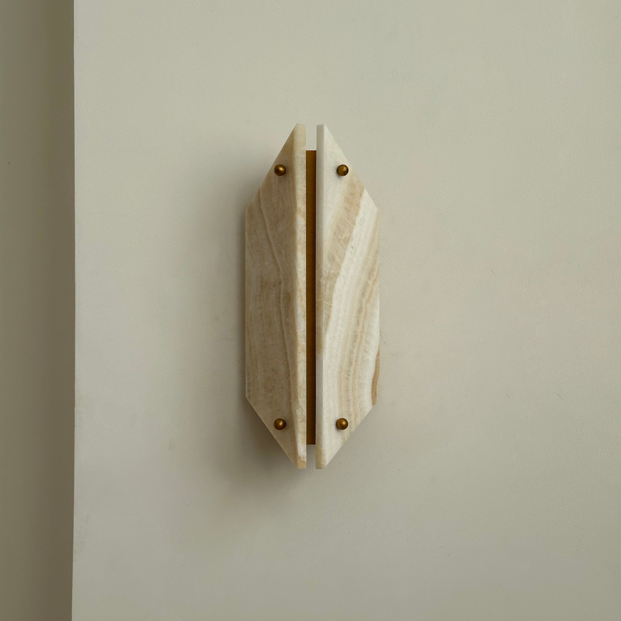Terianelle Wall Lamp