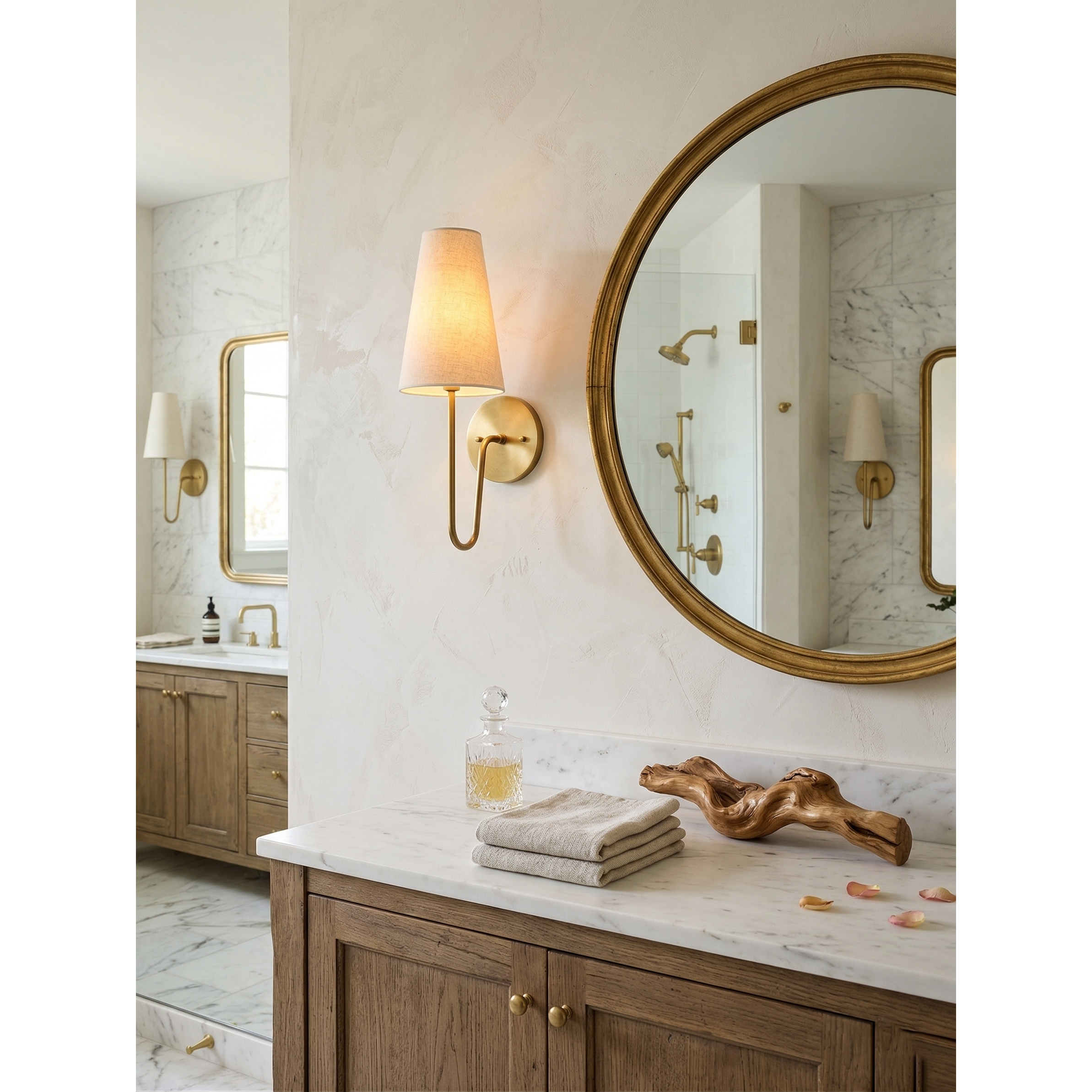Nerafield Brass Indoor Wall Light