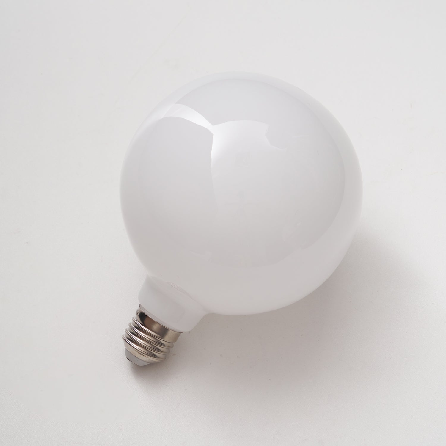 Sevros White LED Light E27 or E26 Bulb