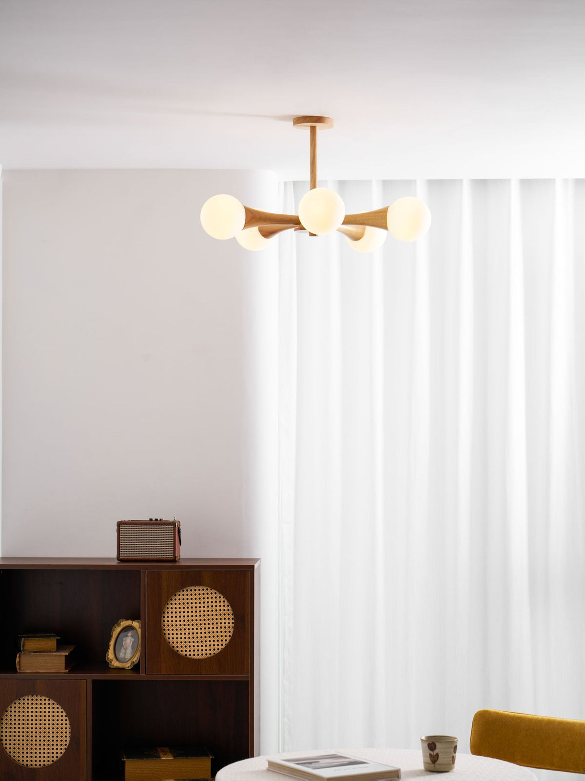 Briarshire Wooden Nera Chandelier