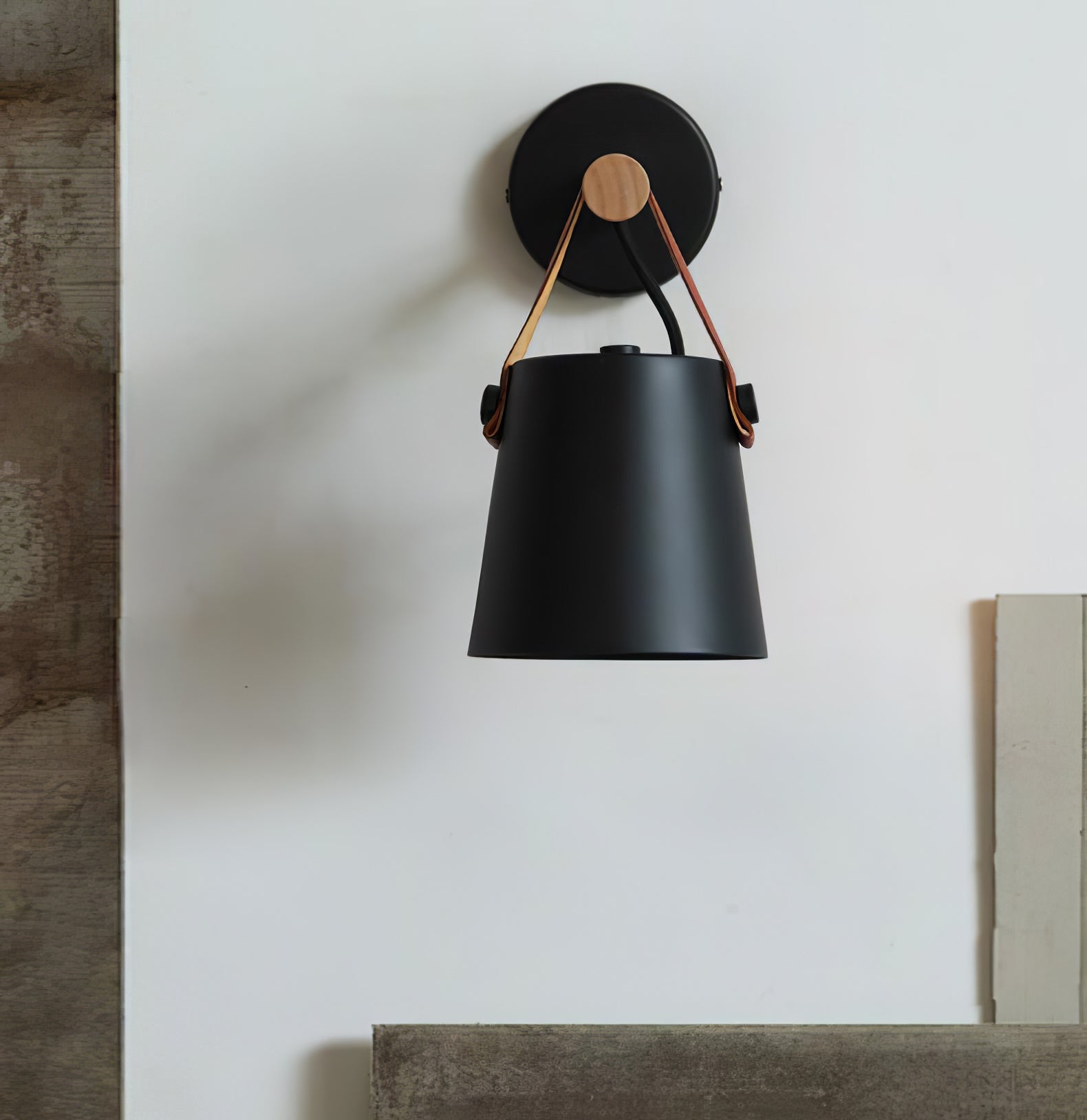 Virixon Wood Leather Wall Lamp