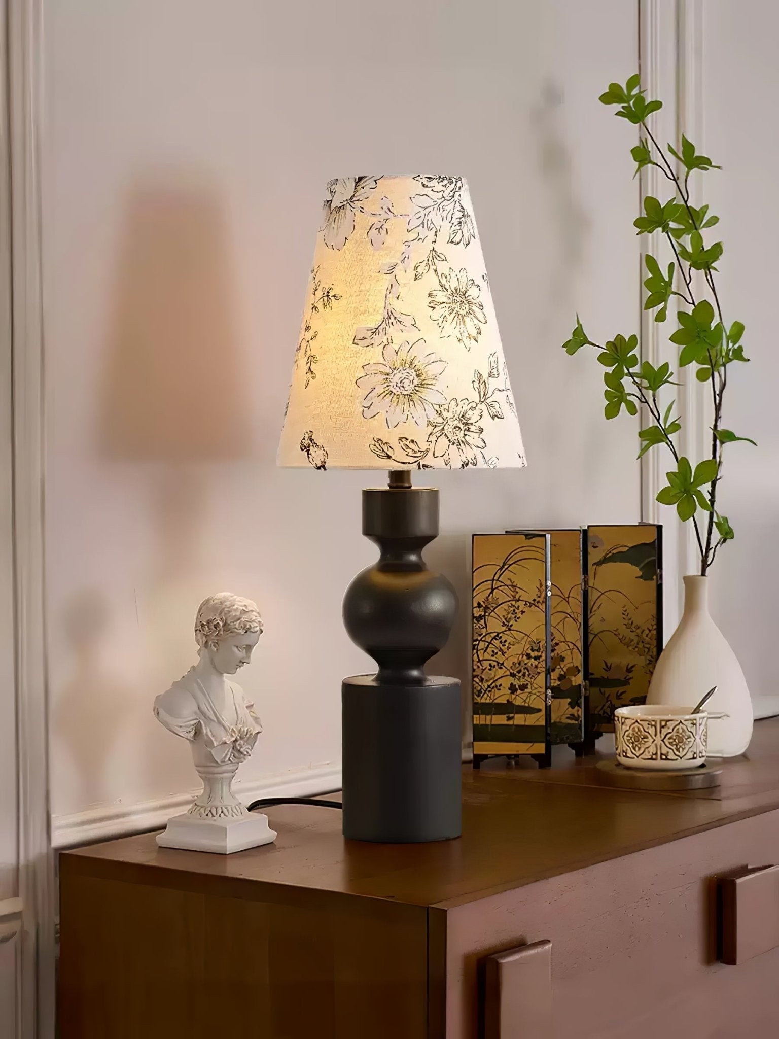 Thorne Vintage WoodnTable Lamp