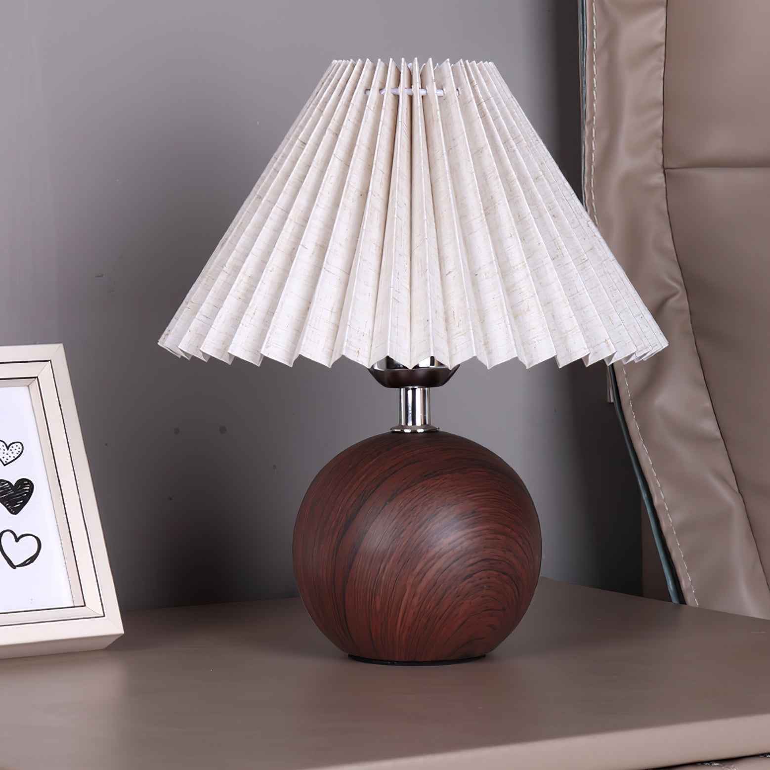Zesilon Wooden Ball Table Lamp