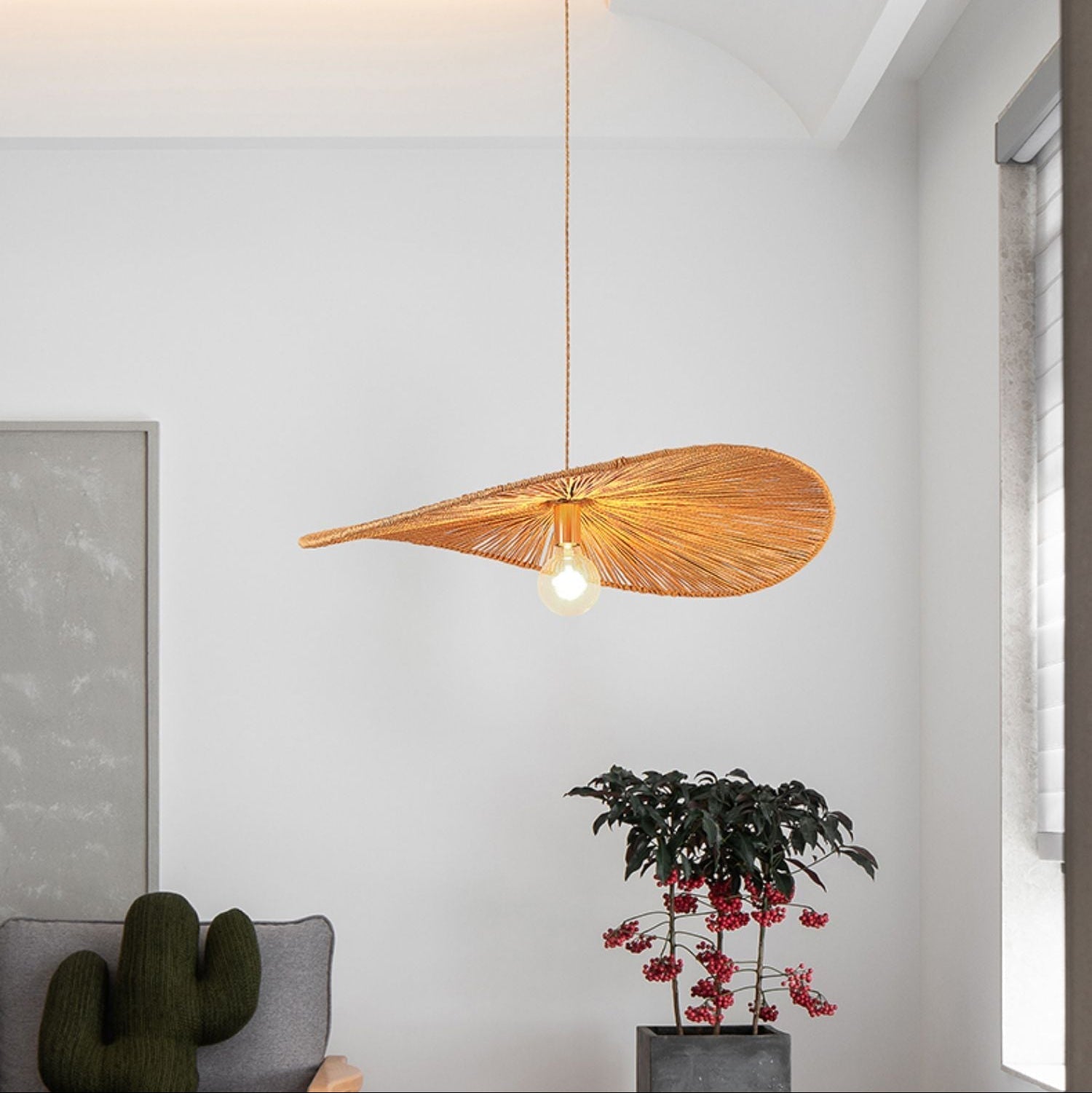 Solyn Leaf Pendant Light