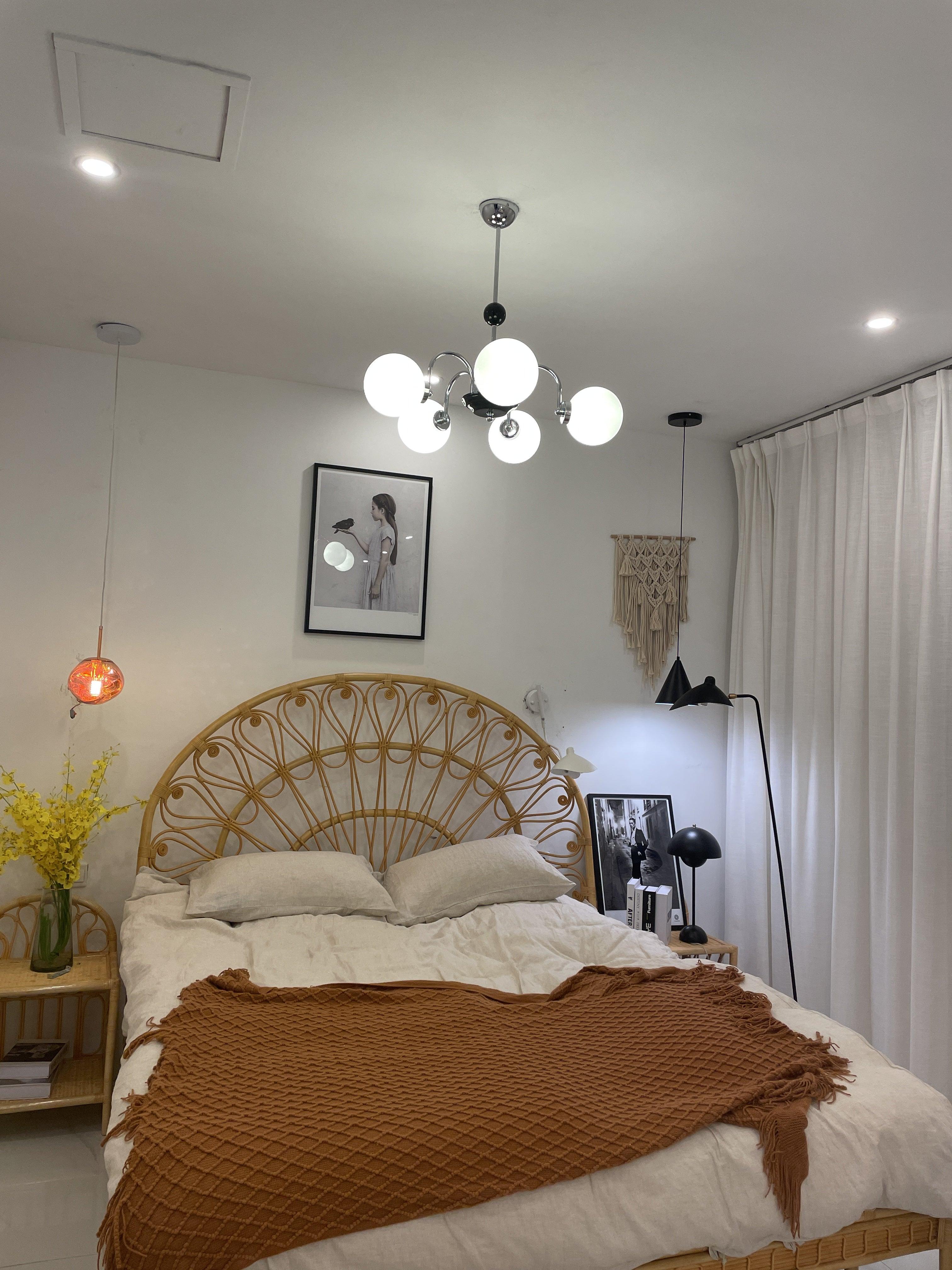 Halion Chandelier Rod Frame and White