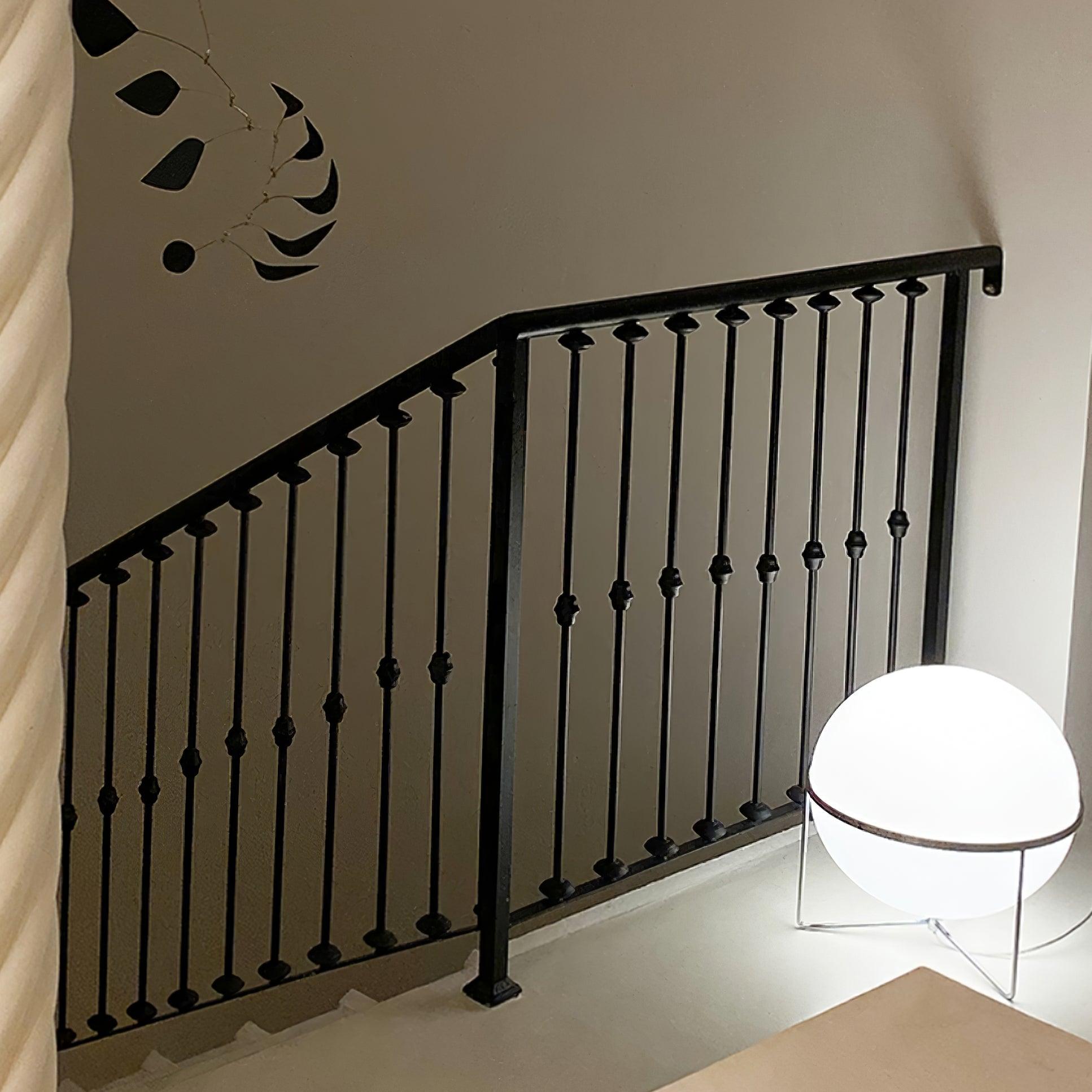 Cori Minimalist Table Lamp