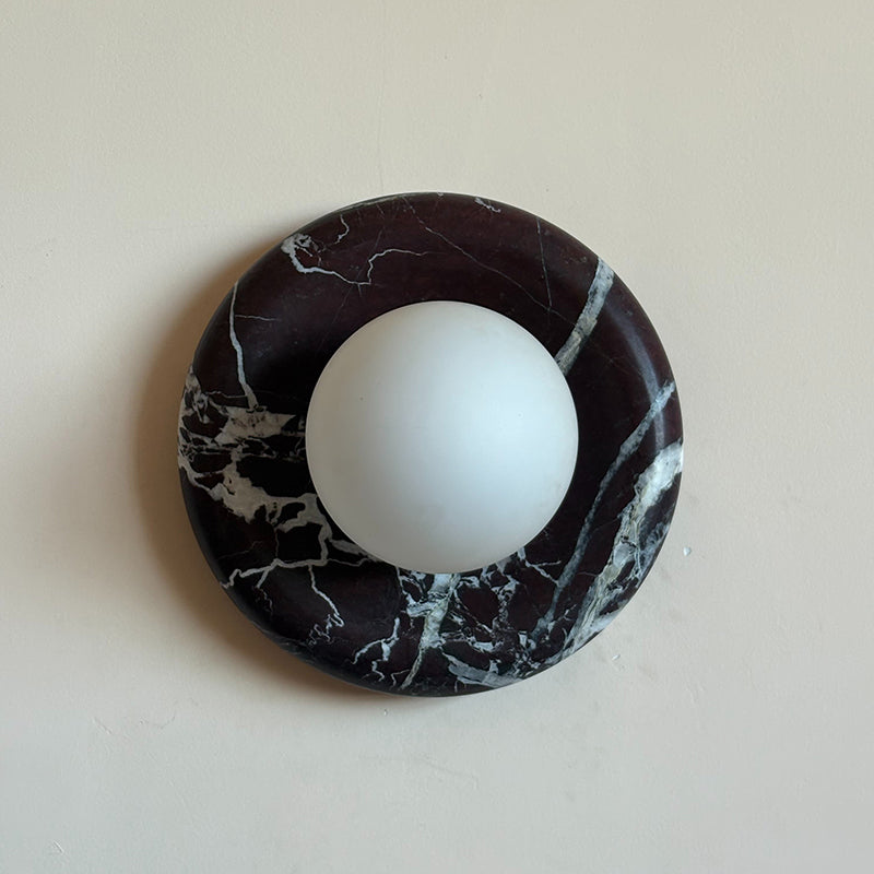 Uzorionis Wall Lamp
