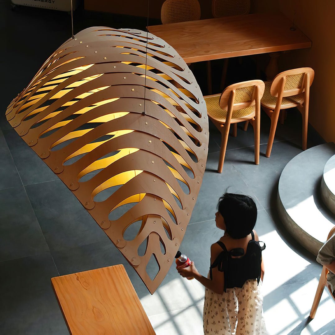 Veliren Leaf Wood Pendant Light