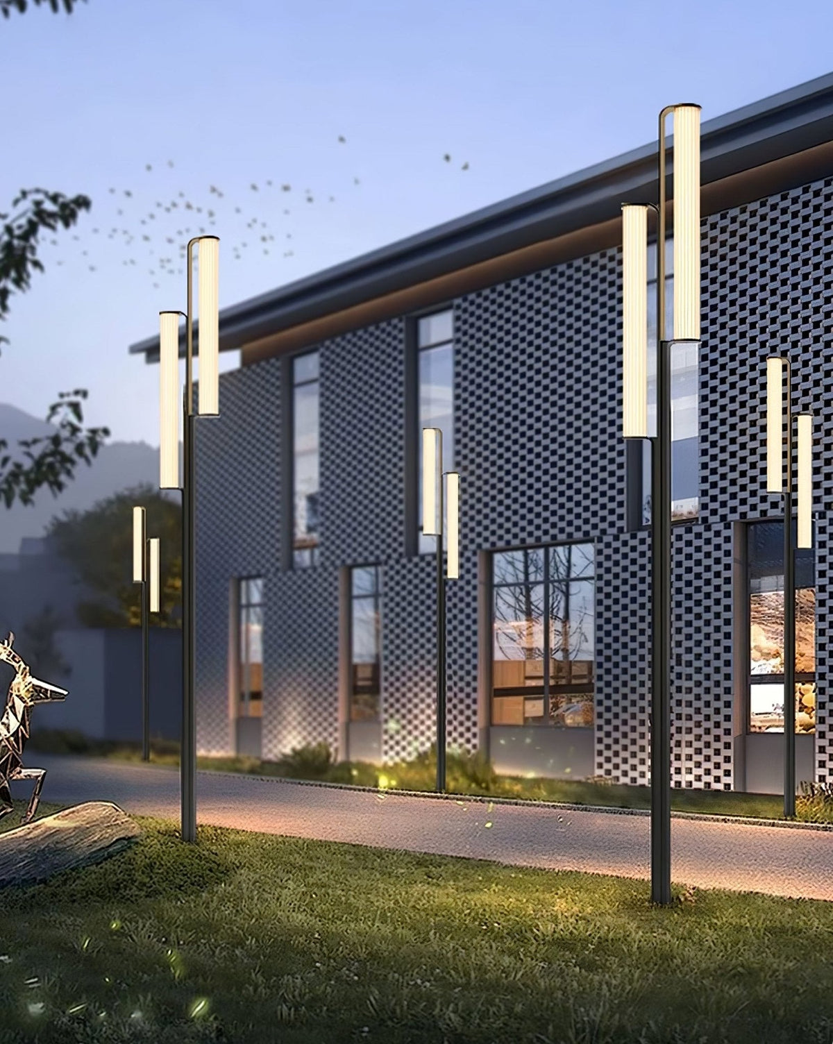 Reldax Arc Outdoor Post Lamp