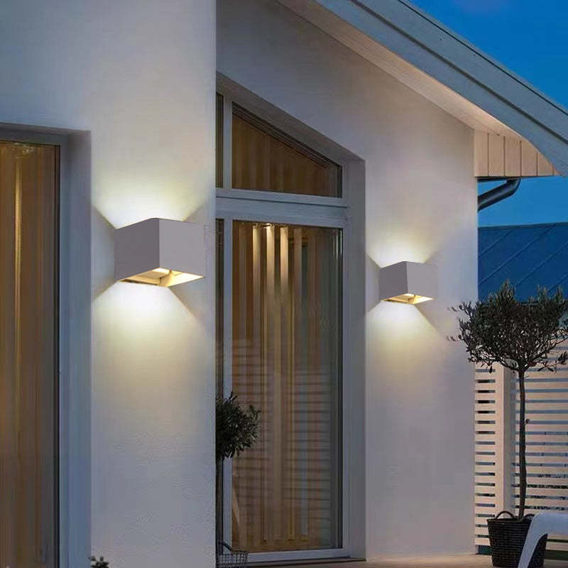Ray Modern Adjustable Square Outdoor Wall Lamp LED